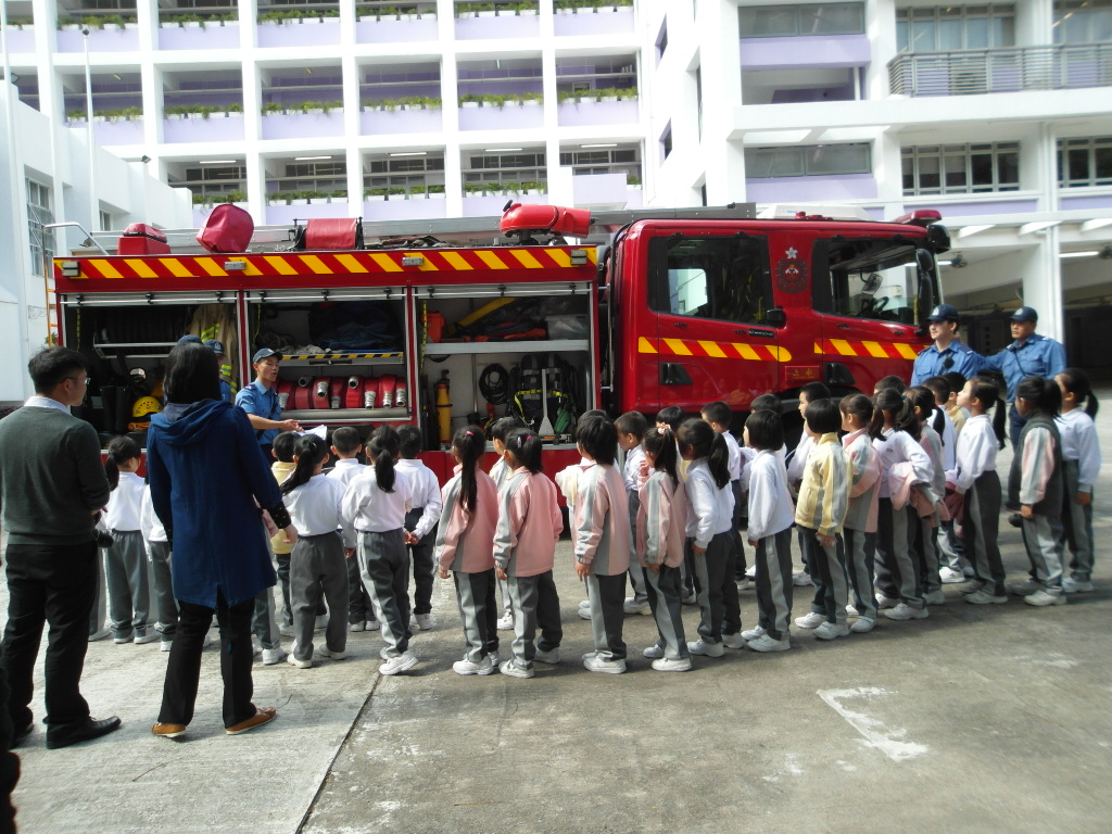 2013年1月22日，社区消防安全教育活动。