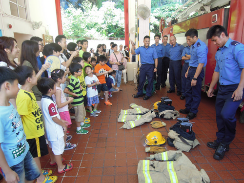 2014年8月24日(星期日)，参观西湾河消防局